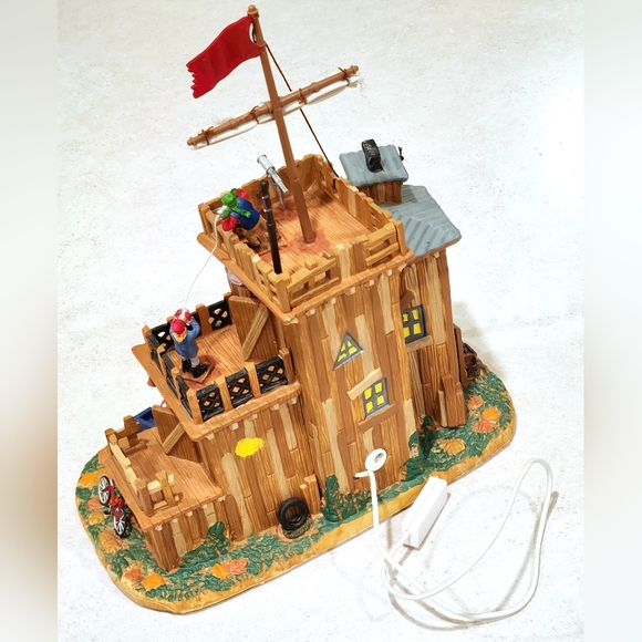 Lemax Christmas Village - David's Fort - Picture 7 of 12